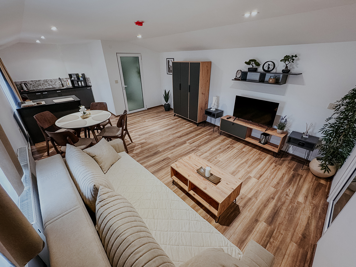 ISKRA HOUSE_Lux apartman_003