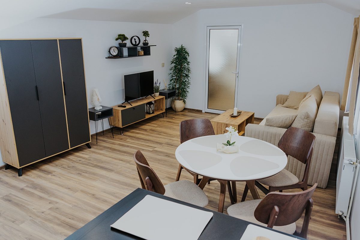 ISKRA HOUSE_Lux apartman_005